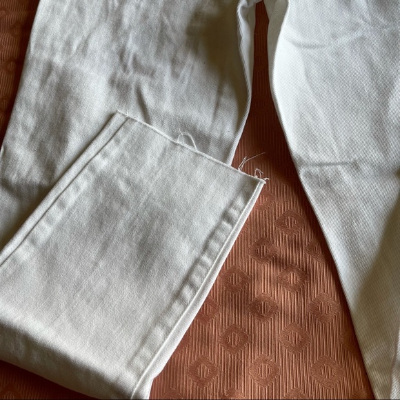 Distressed White Mom Jeans - Picture 10 of 12